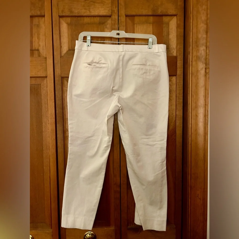 Banana Republic Women’s Sz 10 Cream Colored Sloan Crop Pants Great Closet Staple